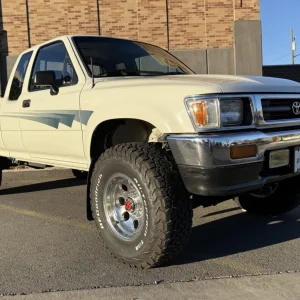 1992_toyota_pickup_img_9143-15102 1992 Toyota Pickup XtraCab Deluxe 4×4 5-Speed for sale
