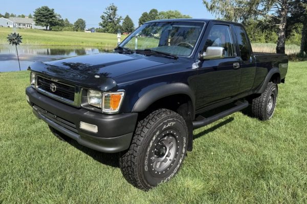 1993 Toyota Pickup XtraCab SR5 V6 4×4 5-Speed