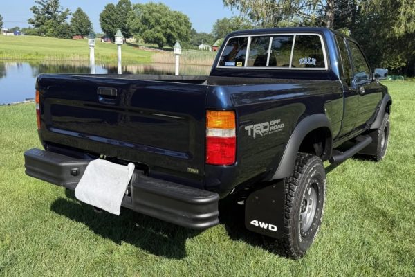 1993 Toyota Pickup XtraCab SR5 V6 4×4 5-Speed