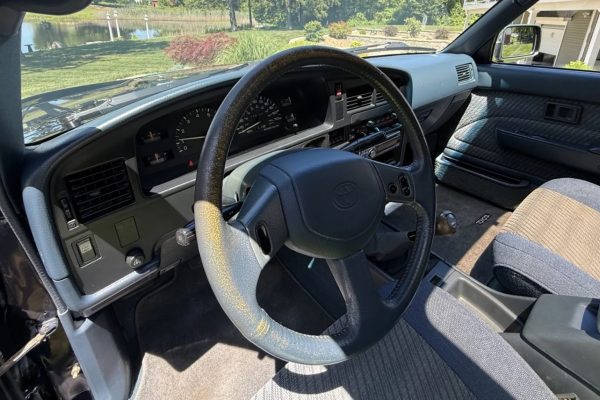 1993 Toyota Pickup XtraCab SR5 V6 4×4 5-Speed